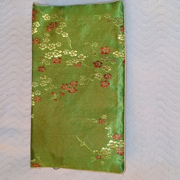 silk Wallet - Picture 3 of 8
